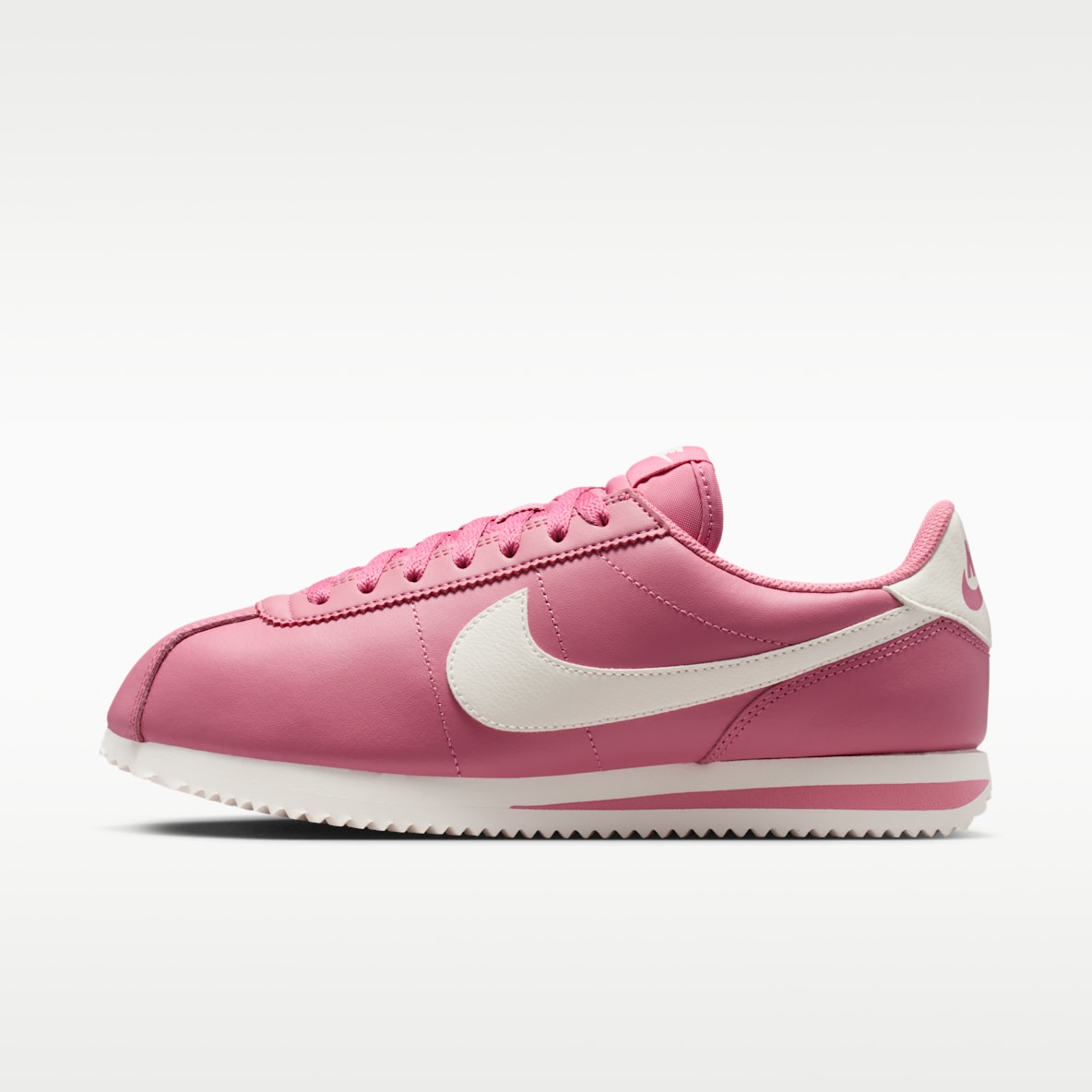 Womens Cortez Shoes. Nike JP